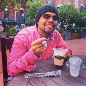 Meet your Posher, Vincent